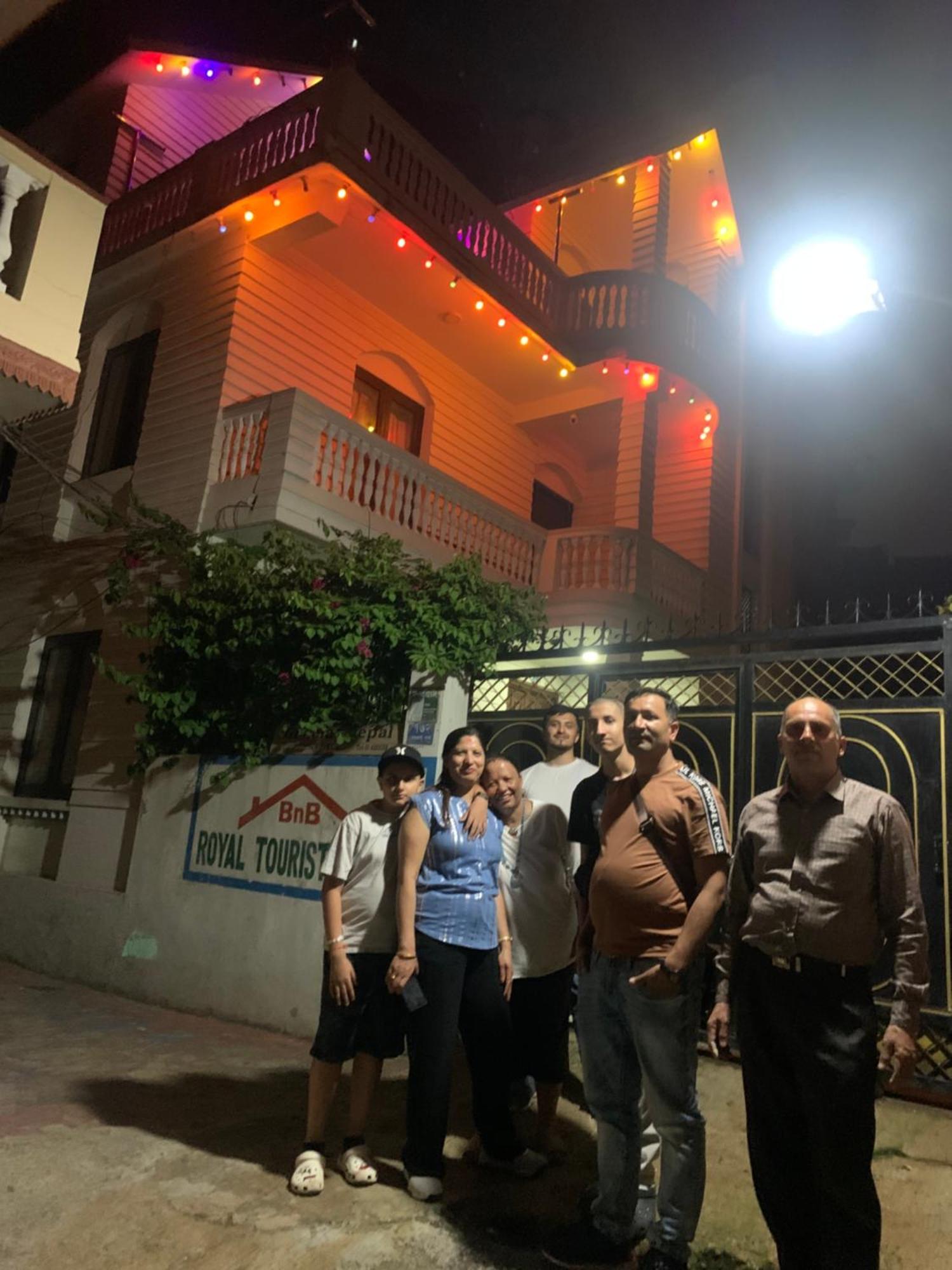 Bnb Royal Tourist House Katmandu Zewnętrze zdjęcie