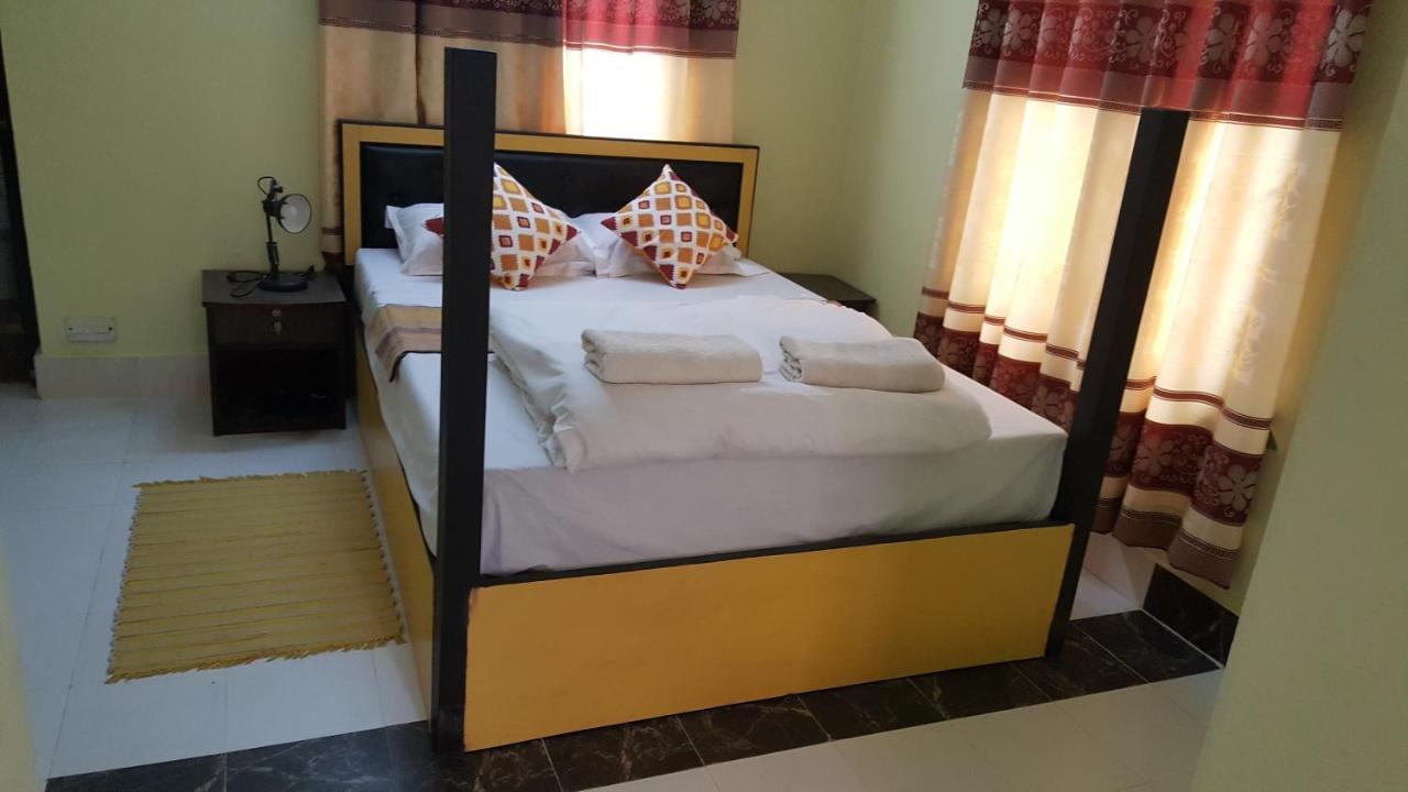 Bnb Royal Tourist House Katmandu Zewnętrze zdjęcie