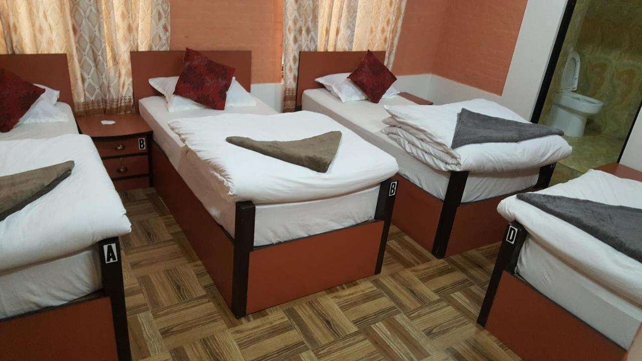 Bnb Royal Tourist House Katmandu Zewnętrze zdjęcie