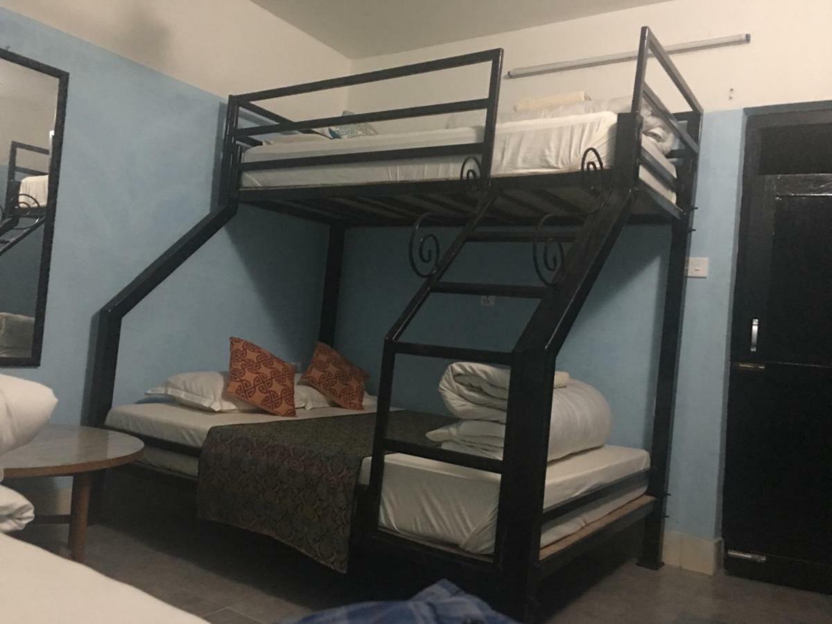 Bnb Royal Tourist House Katmandu Zewnętrze zdjęcie